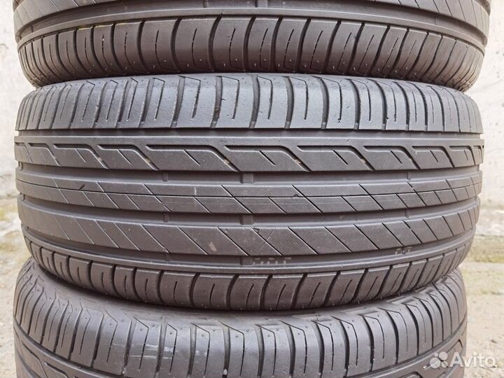 Bridgestone Turanza T001 215/55 R17 94V