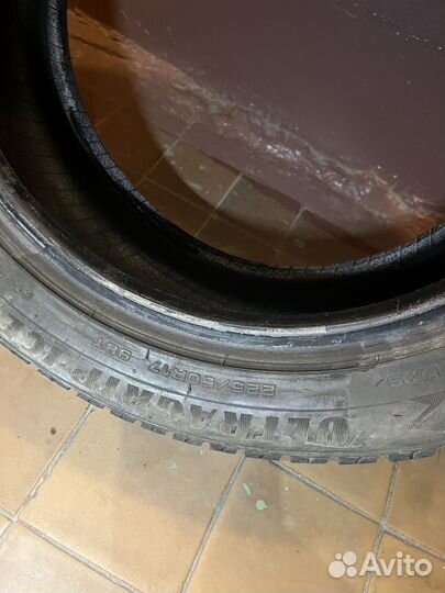 Goodyear UltraGrip Ice 225/50 R17 98T