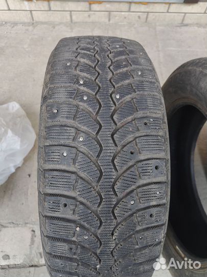 Bridgestone Blizzak Spike-01 185/60 R15