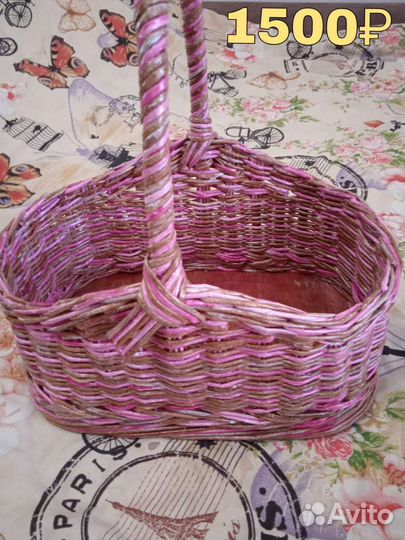 Корзина плетеная из бумажной лозы