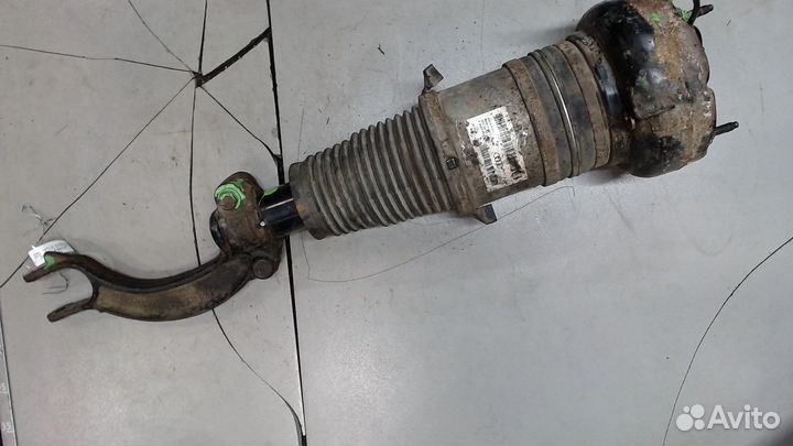 Амортизатор подвески Audi A8 (D4), 2015