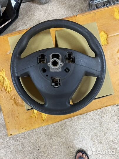 Руль Рено Логан 2