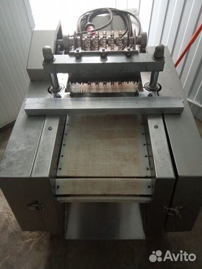 Станок для нарезки мясо кубиком