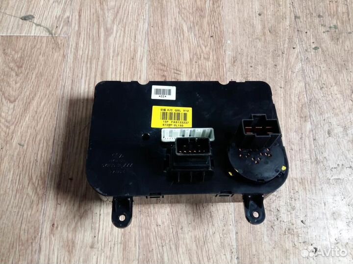 Блок управления климатом Hyundai i30 2007-2012