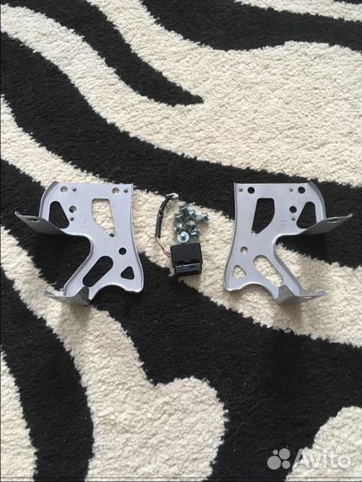 Toyota rav4 2012 год шгу