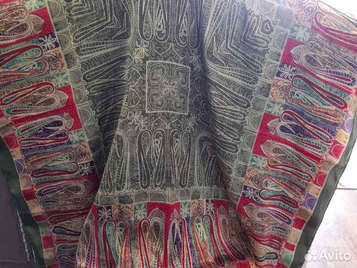 Шелковый платок