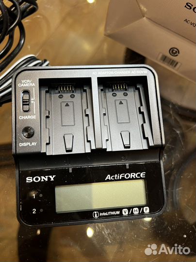 Зарядное устройство Sony