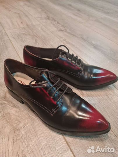 Ботинки женские