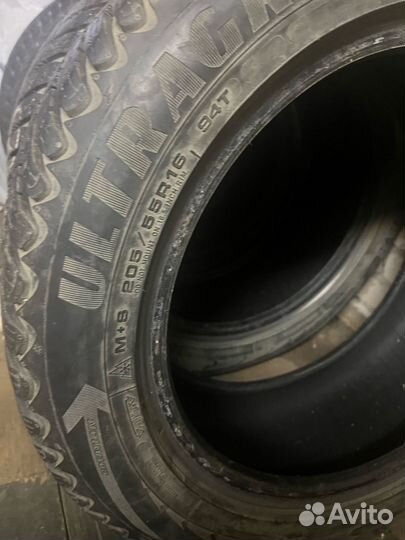 Goodyear Ultragrip Ice Arctic 205/55 R16 94T