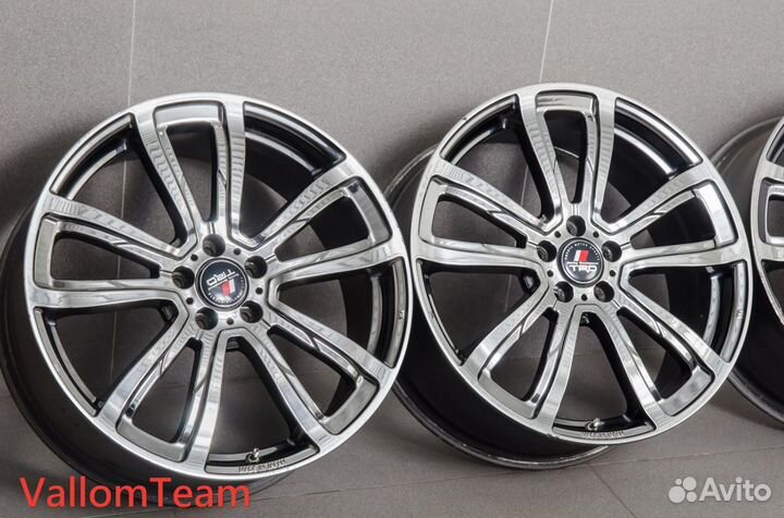 Лот UP423819 Хромированные 18-е диски rays versus