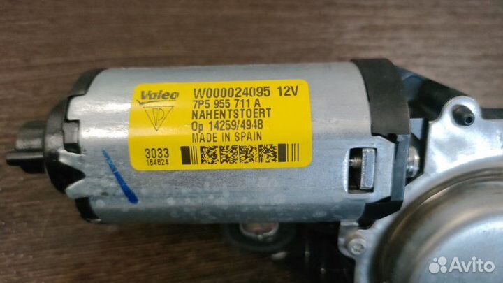 Моторчик стеклоочистителя задний Porsche Cayenne