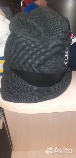 Мужская зимняя шапка и снуд