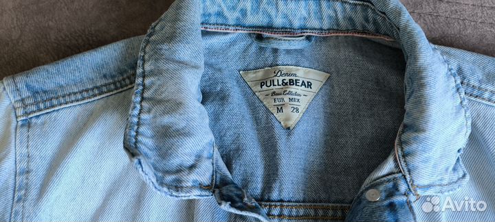 Джинсовая куртка pull and bear