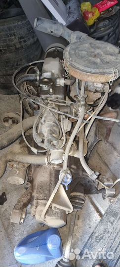 Продам двигатель с коробкой и навесным