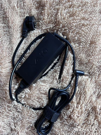 Блок питания для ноутбуков Sony