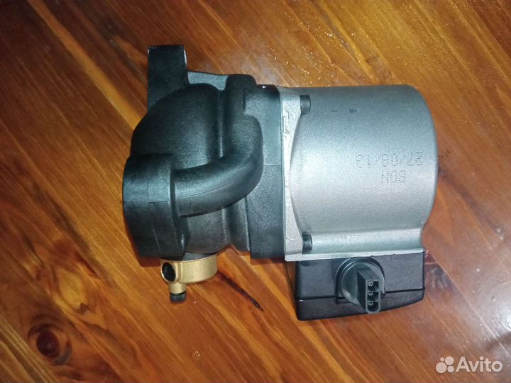 Водяной насос газового котла baxi