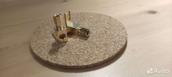 Аккустические коннекторы лопатки