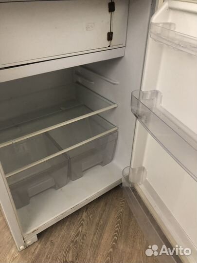 Холодильник бу маленький на запчасти