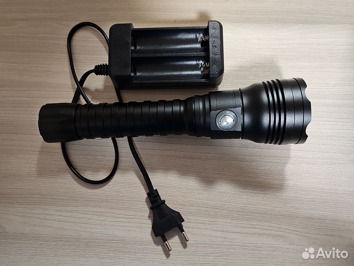 Светодиодный фонарь для дайвинга XHP70.2