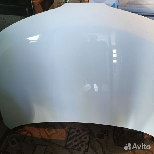 Капот nissan tiida c11