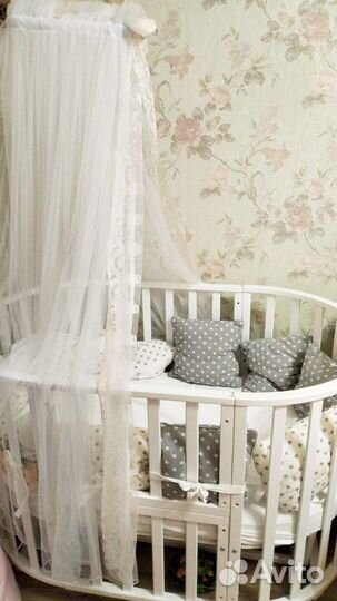 Кровать с балдахином