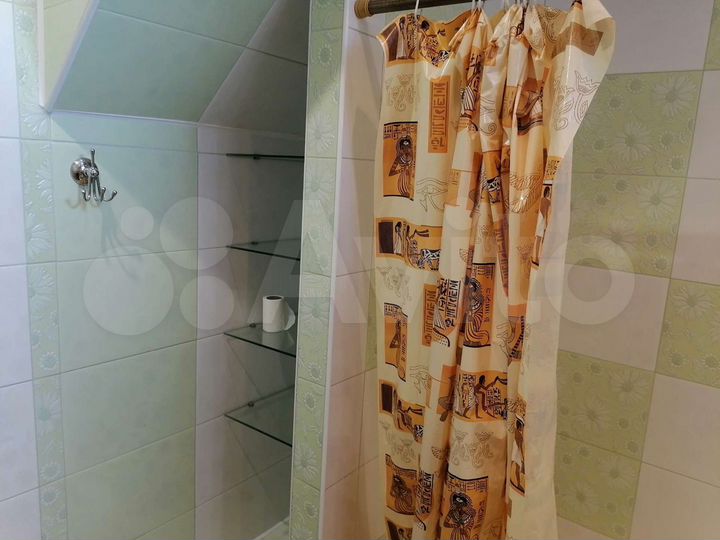 Дом 100 м² на участке 100 сот.