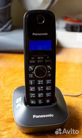 Домашний телефон Panasonic