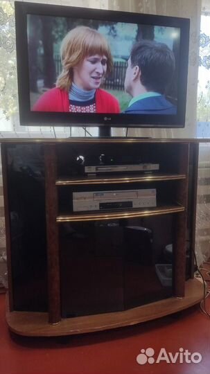 Тумба под телевизор