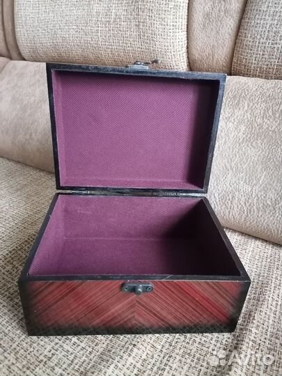 Сундук деревянный