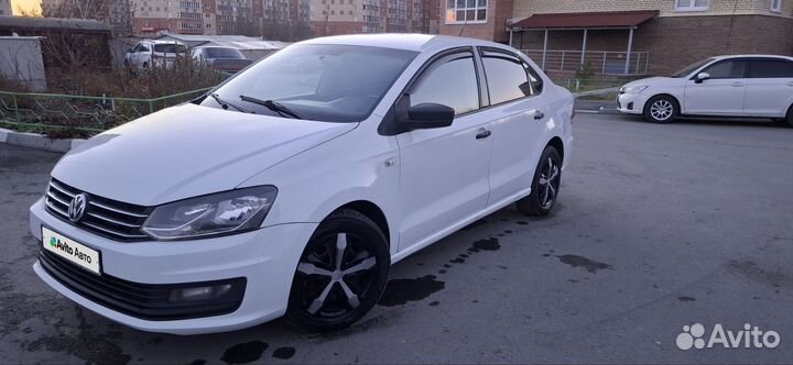 Volkswagen Polo 1.6 AT, 2016, 242 000 км