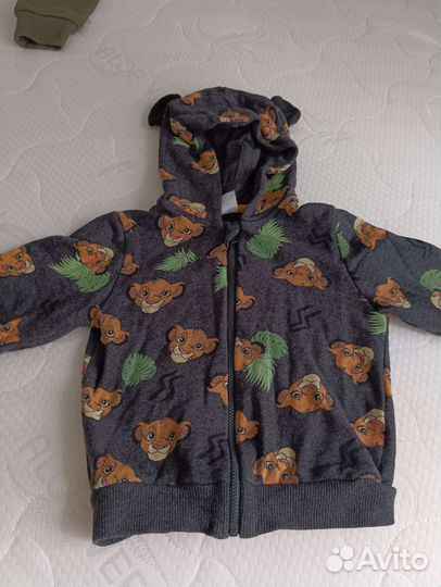 Толстовка на молнии с капюшоном