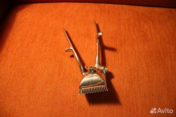 Машинка для стрижки волос ручная рычажная СССР