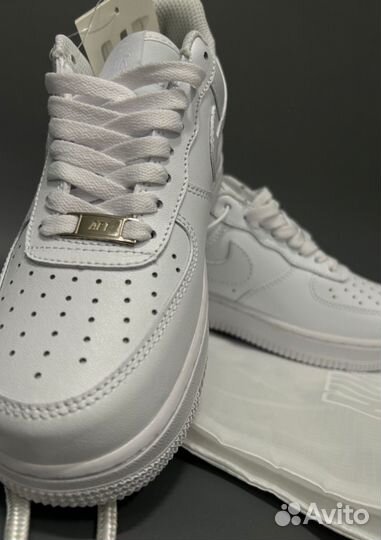 Кроссовки Nike AIR force 1 белые