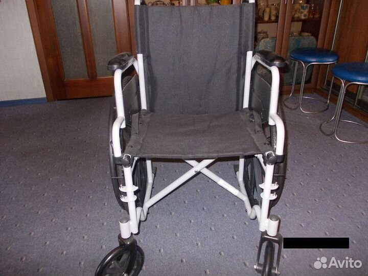 Кресло-коляска для инвалидов Xeryus-110, новая