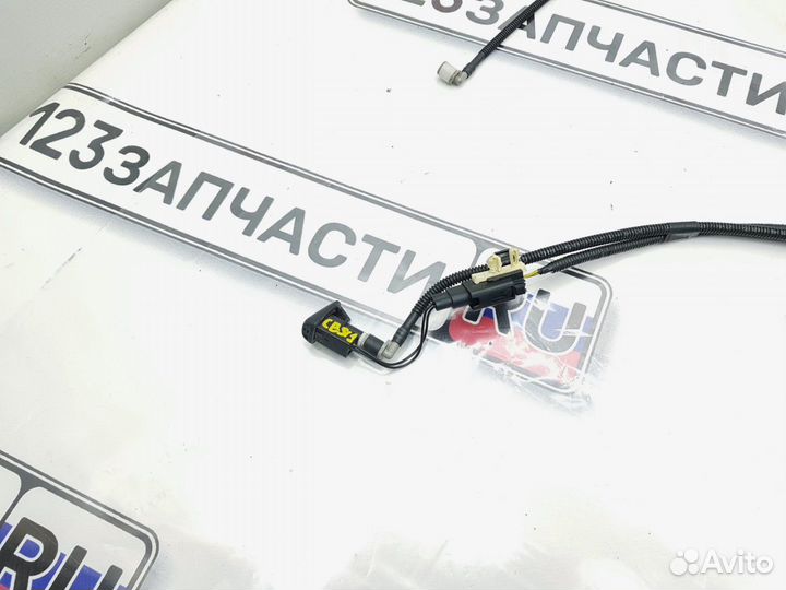 Форсунки омывателя лобового стекла Ford Kuga CBS