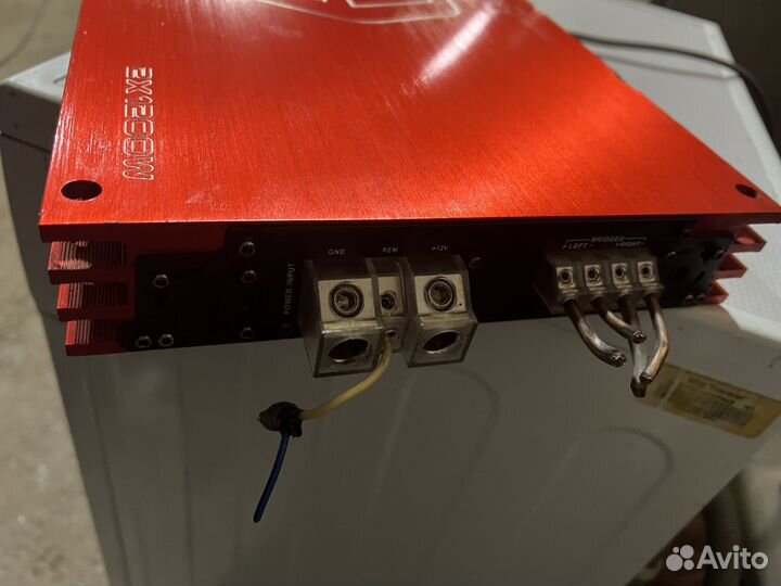 Усилитель 2х канальный 2.1200