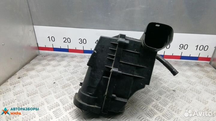 Корпус воздушного фильтра Volkswagen Tiguan 2008