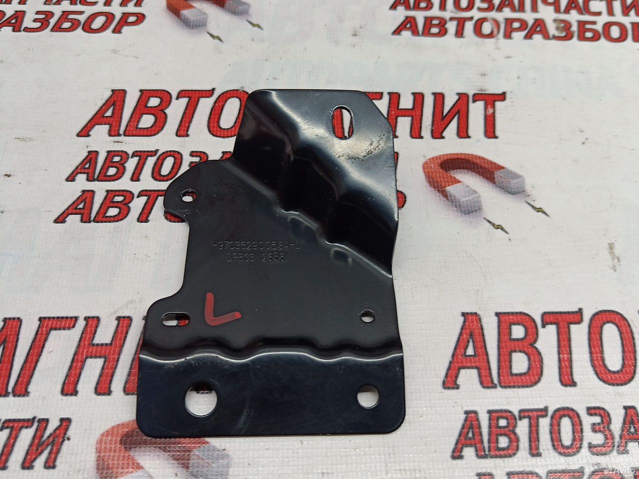 Кронштейн блока слепых зон Voyah Free