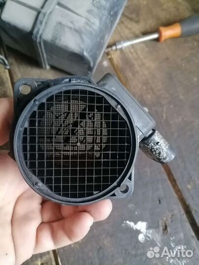 Датчик расхода воздуха Volvo S40 1.8 98-04г.в