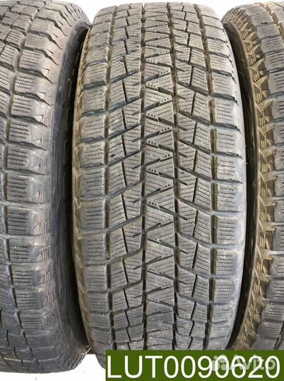 Bridgestone Blizzak DM-V1 225/65 R17 98Y