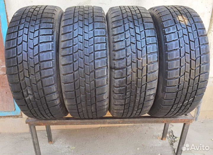 Goodyear Ice Navi 6 215/50 R17 97U