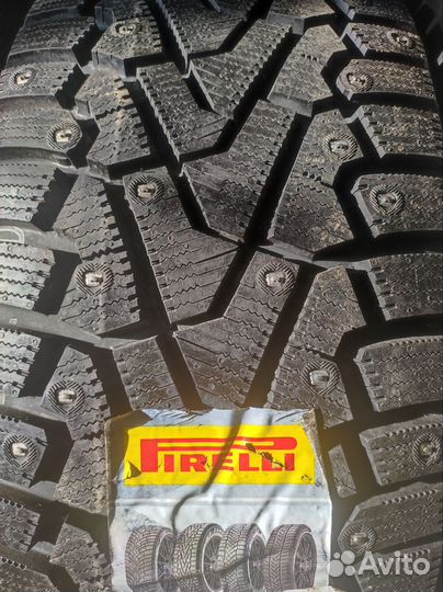 Pirelli Ice Zero 275/40 R22 108H