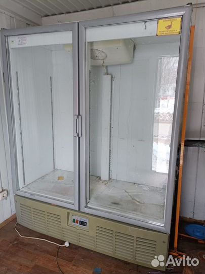Холодильный шкаф Ариада
