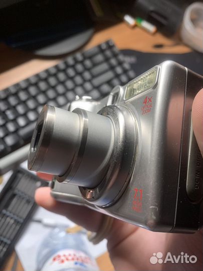 Компактный фотоаппарат canon powershot a560