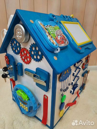 Бизиборды и бизикубы