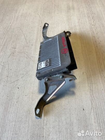 Блок управления двигателем Toyota Corolla 180