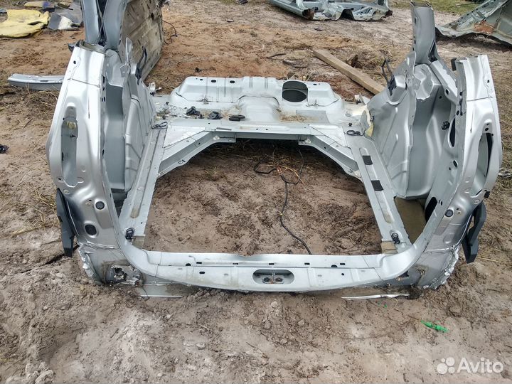 Задняя часть Рено Меган 2 универсал