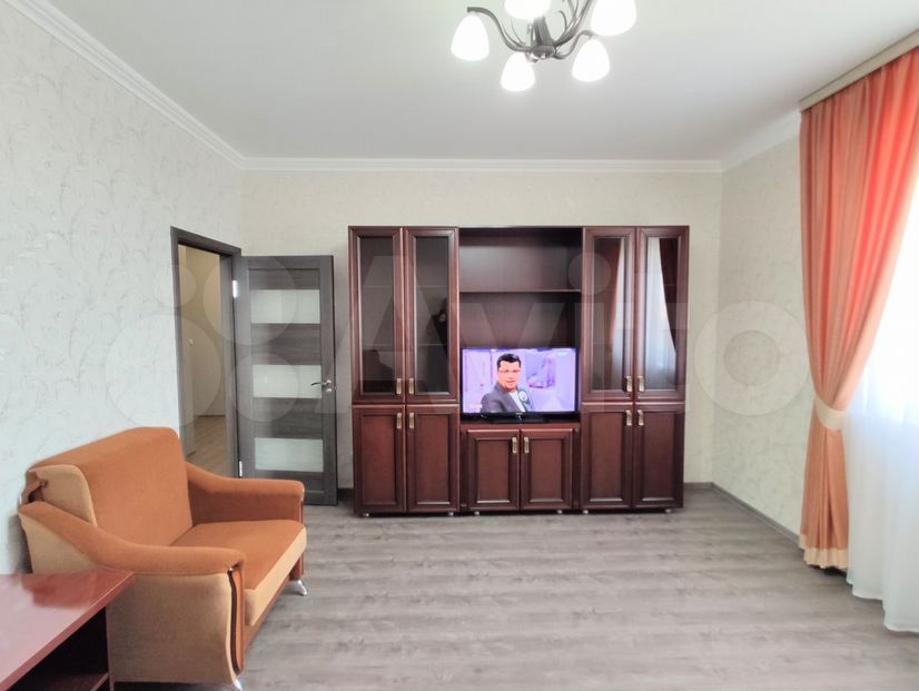 2-к. квартира, 65 м², 8/16 эт.