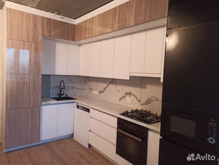 Кухня, шкаф, тумба, журнальный столик, прихожая