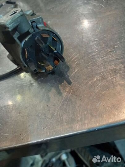 Замок зажигания VW Sharan